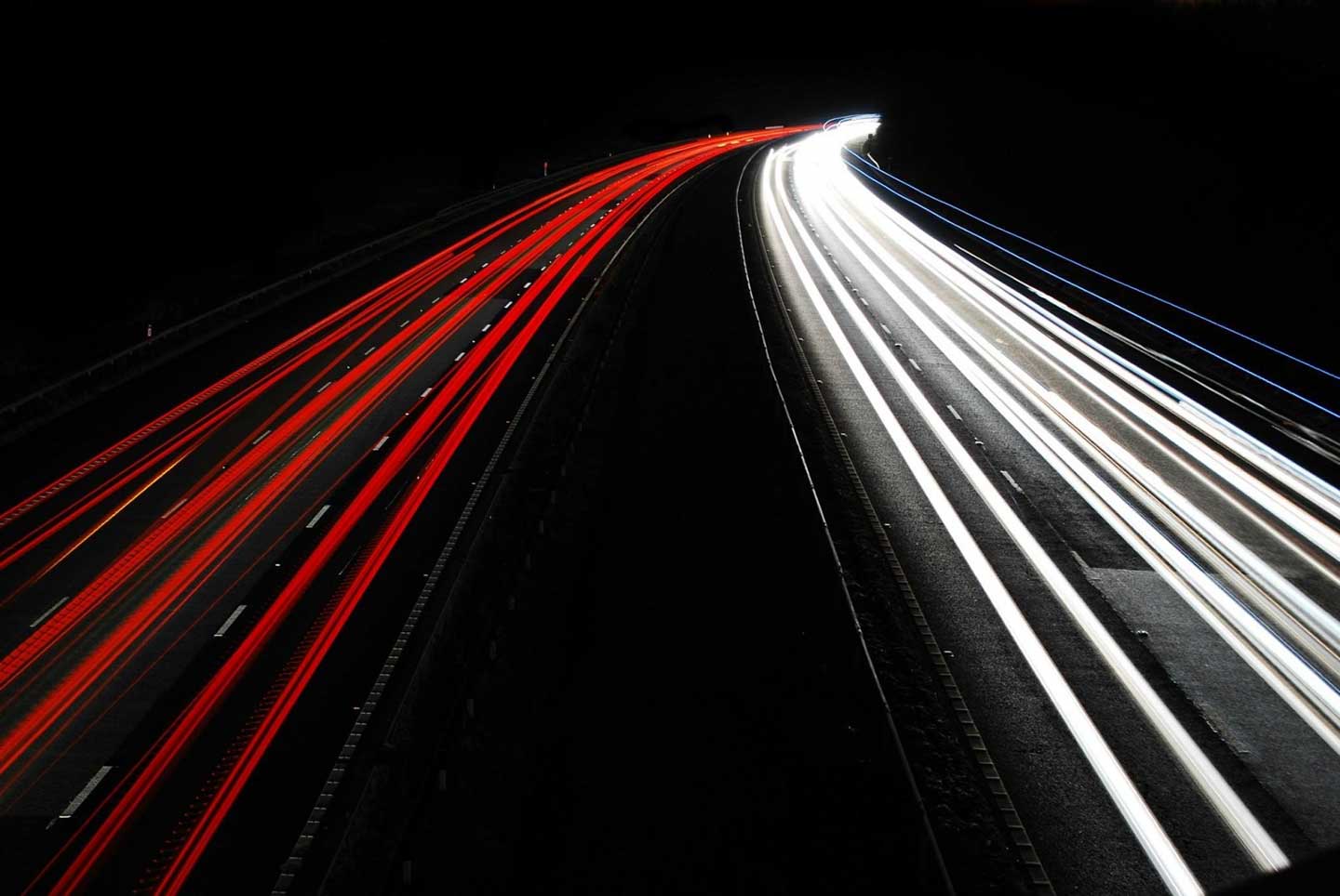 cars-motorway-light-shutter-red-white-night